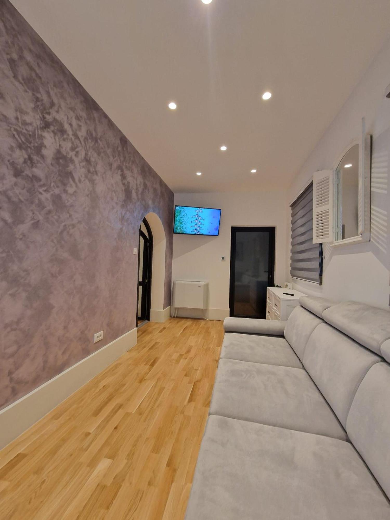 Rokebea Luxury Apartment Brasov Exterior photo